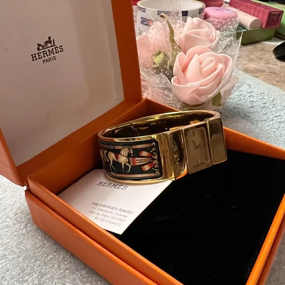 Hermes Bangle watch - Picture 9 of 11